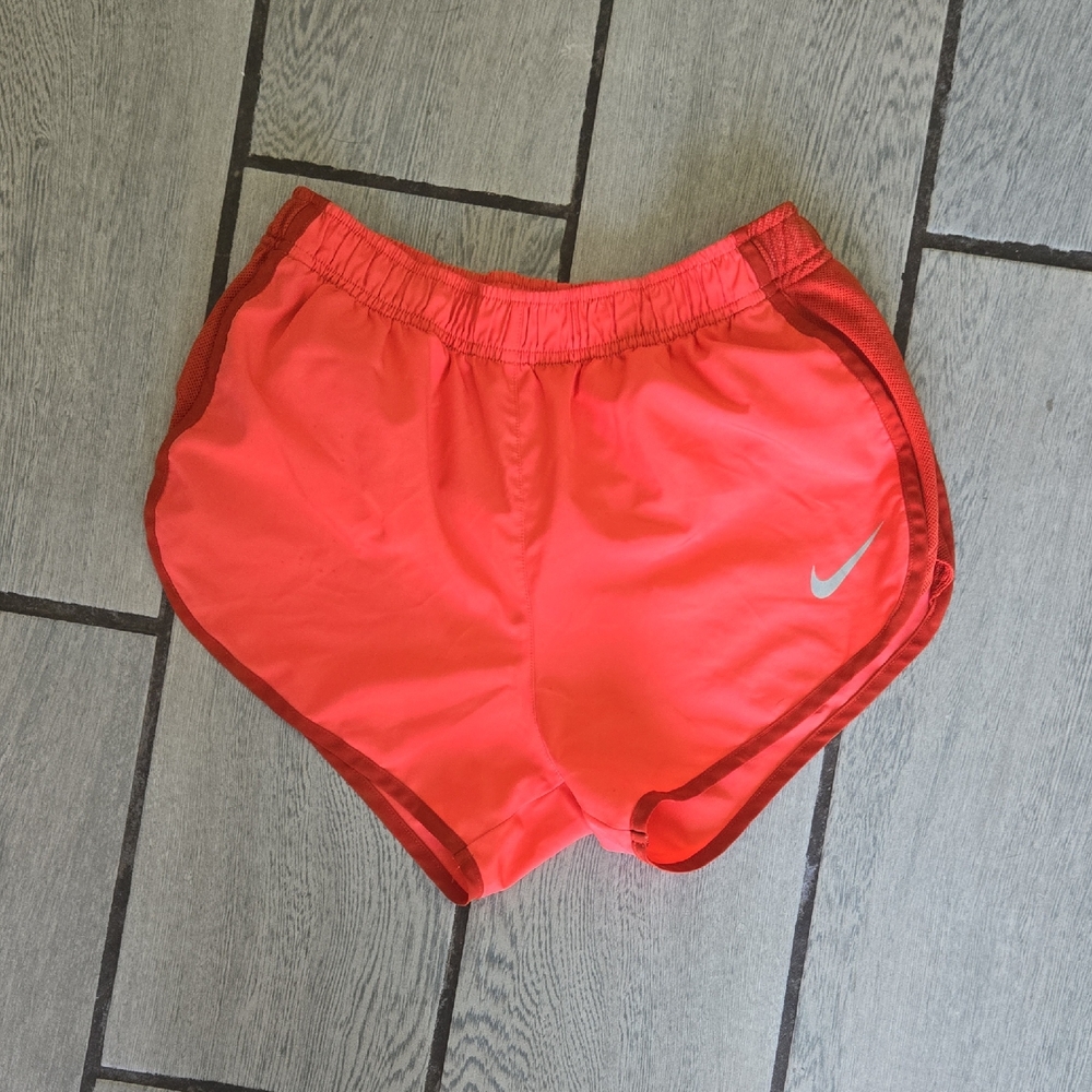 Nike Tempo Red Running Shorts Size Small act64‎